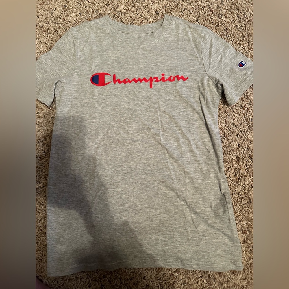 Champion Kids Boy short sleeved tshirt in size XL(14-16).